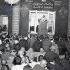 حضرت حجت الاسلام شهید شیخ احمد کافی (ره) در حال ایراد سخن در یکی از منابر عمومی 