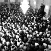 مراسم ختم شهید شیخ احمد کافی (ره) که به دعوت مرحوم حجت الاسلام شیخ محمد تقی فلسفی (ره) در مسجد ارک تهران برگزار شد - شبستان مسجد ارک تهران